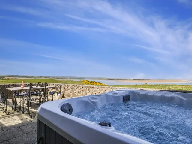 Budle Newton Cottage